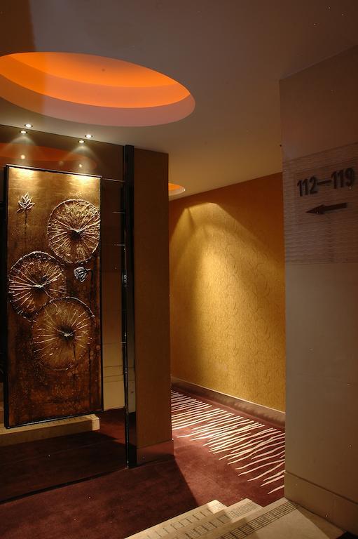 Harbin Yakelai Holiday Hotel Exterior photo