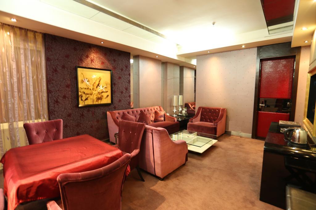 Harbin Yakelai Holiday Hotel Room photo